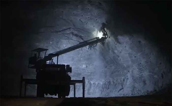 rock salt mining, rock salt, rock salt production, rock salt manufacturing, rock salt production process, Rock salt mining method, How is salt extracted from rock